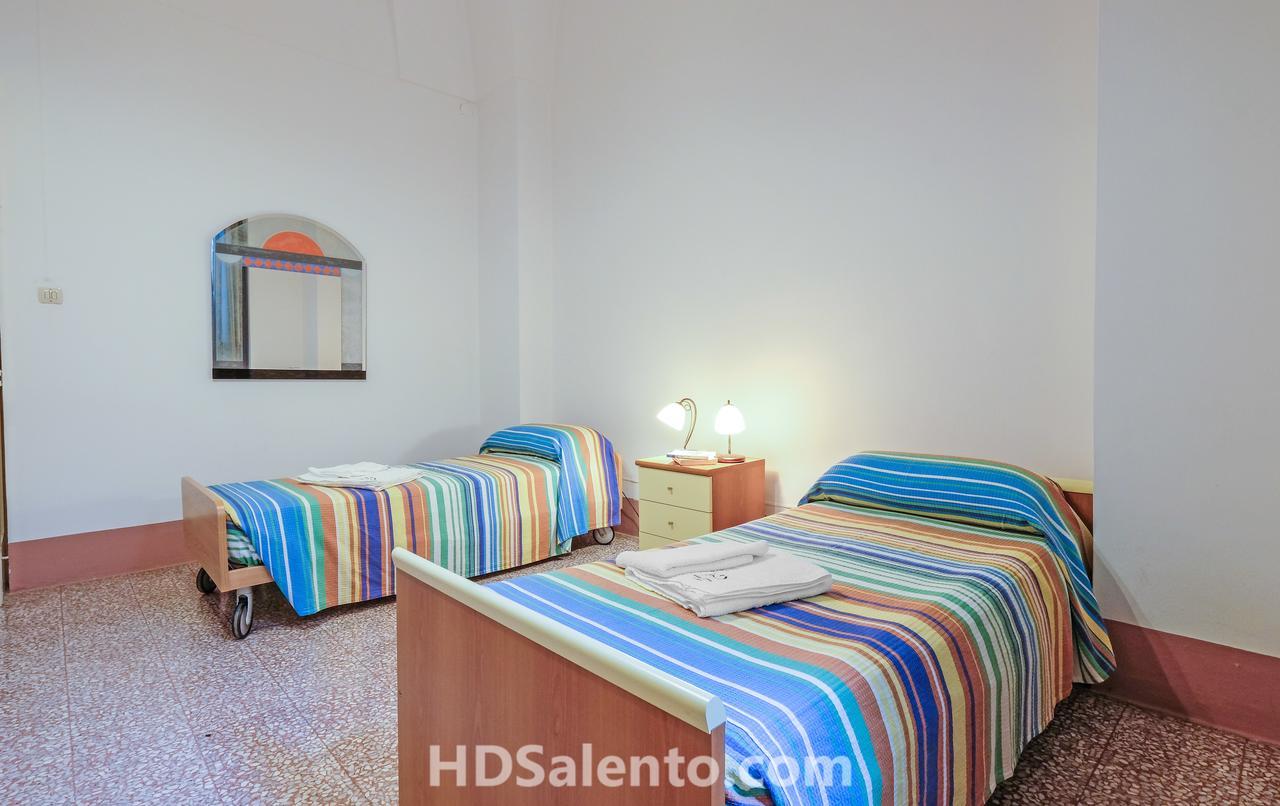 Ferienwohnung Da Mescia Cesarina Tricase Exterior foto